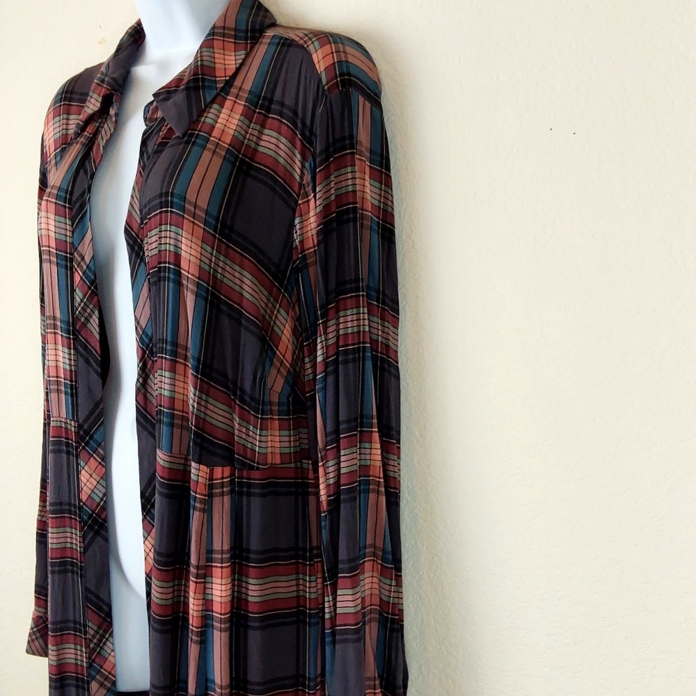 Torrid Challis Maxi Shirt Style Kimono - Picture 5 of 11